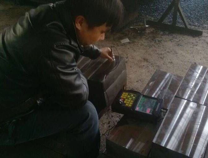 超聲波探傷儀試機(jī)現(xiàn)場